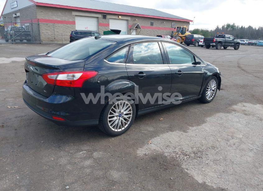 Photo 4 of 2012 Ford Focus SEL (VIN 1FAHP3H2XCL374338)