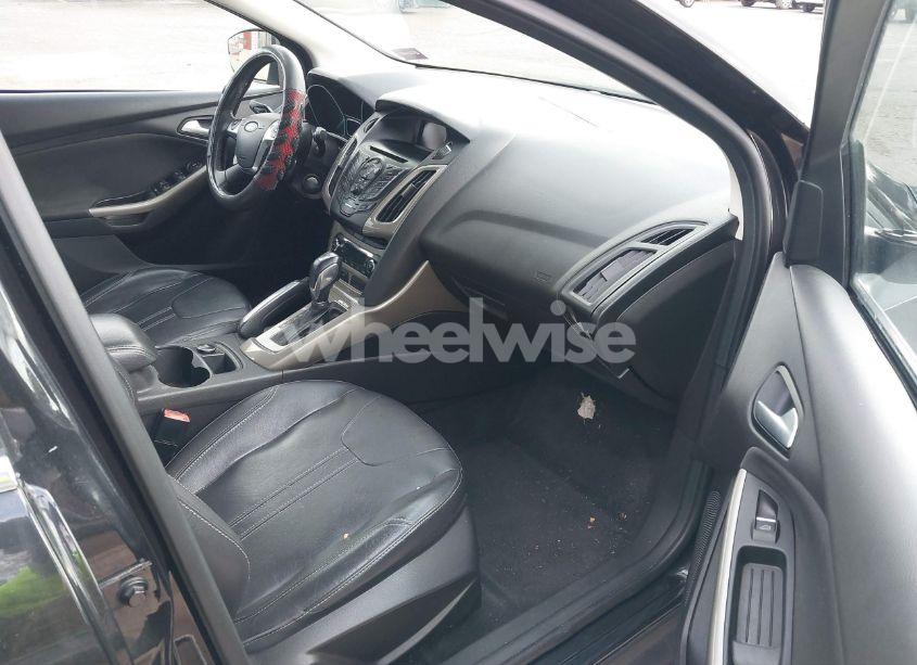 Photo 5 of 2012 Ford Focus SEL (VIN 1FAHP3H2XCL374338)