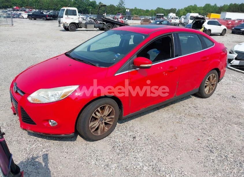 Photo 2 of 2012 Ford Focus SEL (VIN 1FAHP3H2XCL393178)
