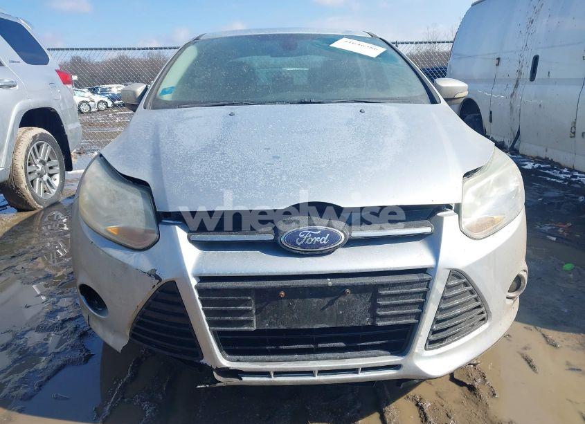 Photo 12 of 2012 Ford Focus SEL (VIN 1FAHP3H2XCL474696)