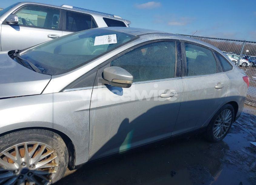Photo 14 of 2012 Ford Focus SEL (VIN 1FAHP3H2XCL474696)