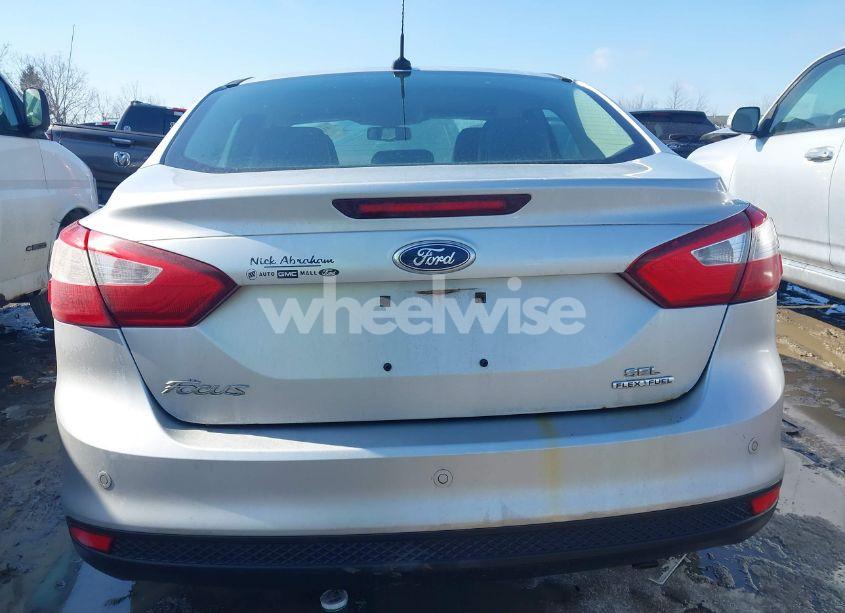 Photo 16 of 2012 Ford Focus SEL (VIN 1FAHP3H2XCL474696)
