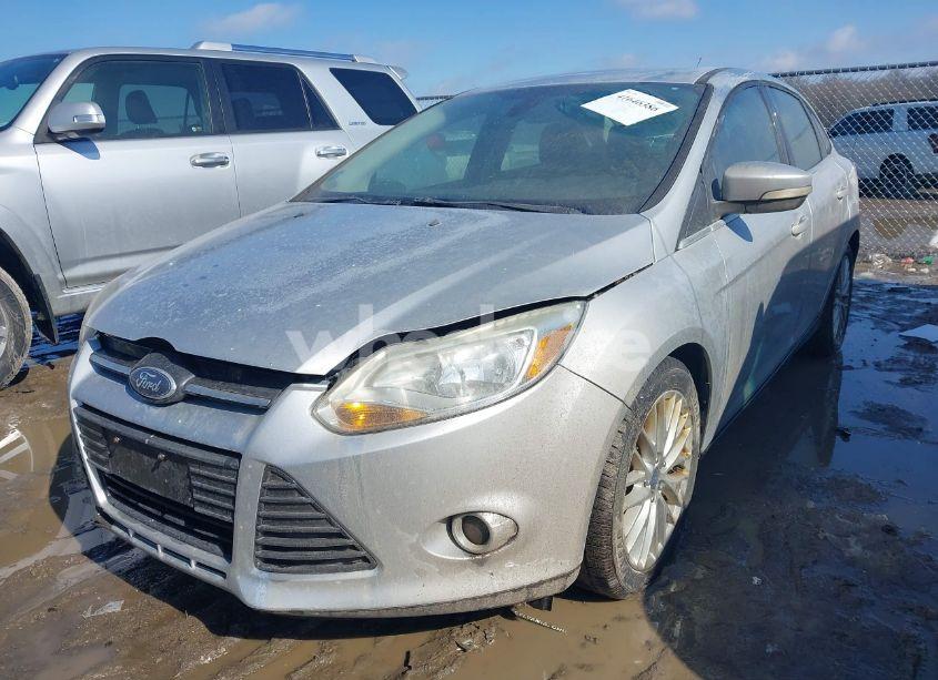 Photo 2 of 2012 Ford Focus SEL (VIN 1FAHP3H2XCL474696)