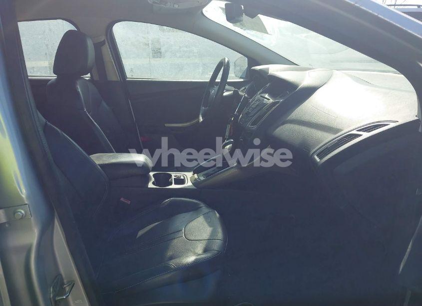 Photo 5 of 2012 Ford Focus SEL (VIN 1FAHP3H2XCL474696)