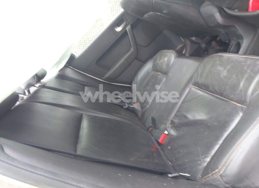 Photo 8 of 2010 Ford Focus SEL (VIN 1FAHP3HN0AW135807)