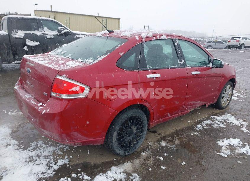 Photo 4 of 2010 Ford Focus SEL (VIN 1FAHP3HN0AW166197)