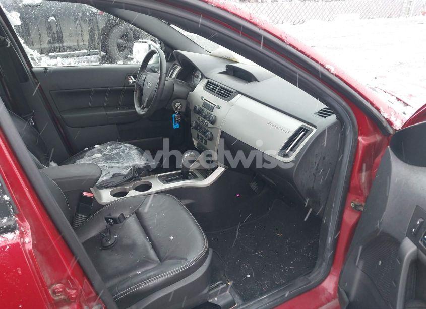 Photo 5 of 2010 Ford Focus SEL (VIN 1FAHP3HN0AW166197)