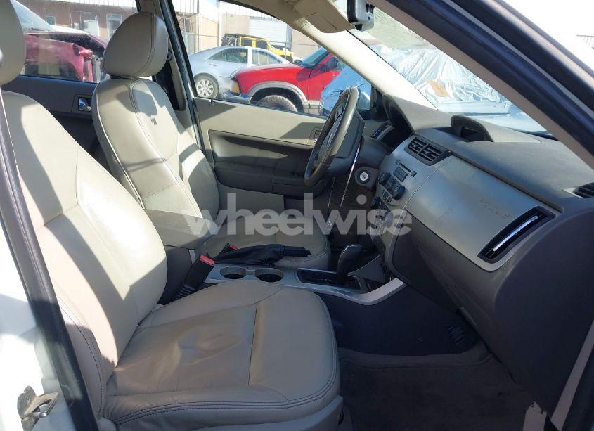 Photo 5 of 2010 Ford Focus SEL (VIN 1FAHP3HN0AW201403)