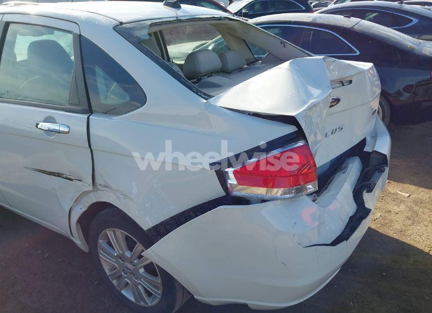 Photo 6 of 2010 Ford Focus SEL (VIN 1FAHP3HN0AW201403)