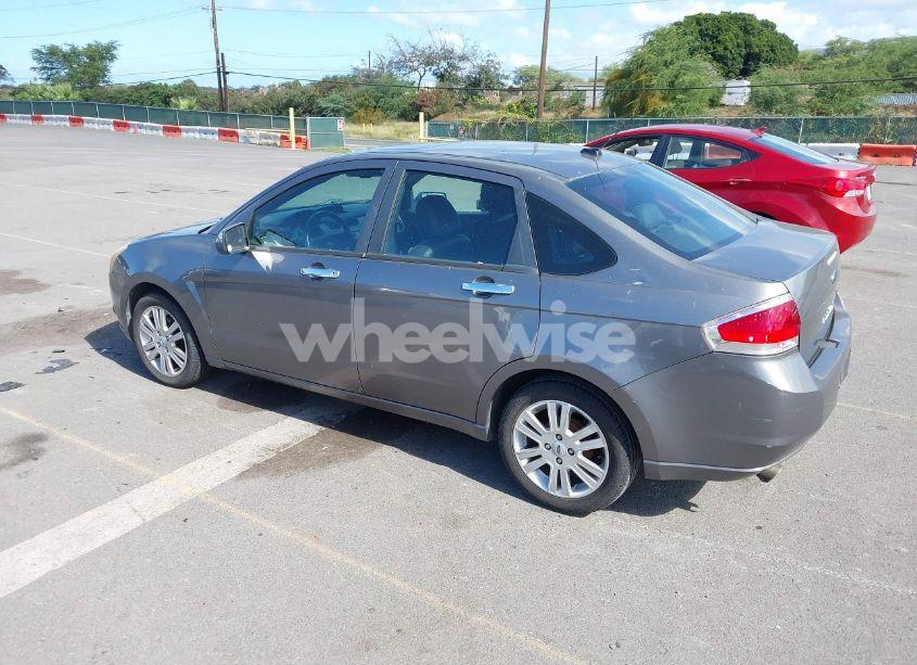 Photo 3 of 2010 Ford Focus SEL (VIN 1FAHP3HN0AW208383)