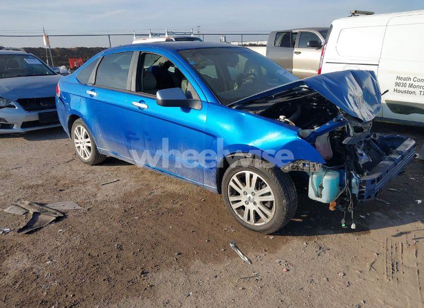 2010 Ford Focus SEL (VIN 1FAHP3HN0AW231257) main photo
