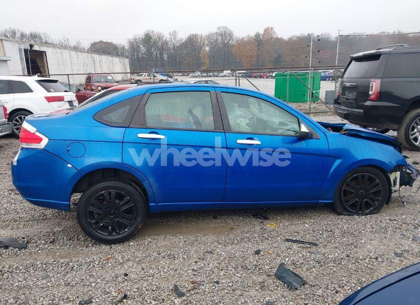 Photo 12 of 2011 Ford Focus SEL (VIN 1FAHP3HN0BW169280)
