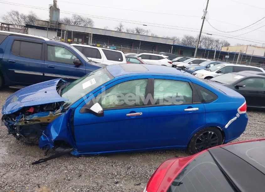 Photo 13 of 2011 Ford Focus SEL (VIN 1FAHP3HN0BW169280)