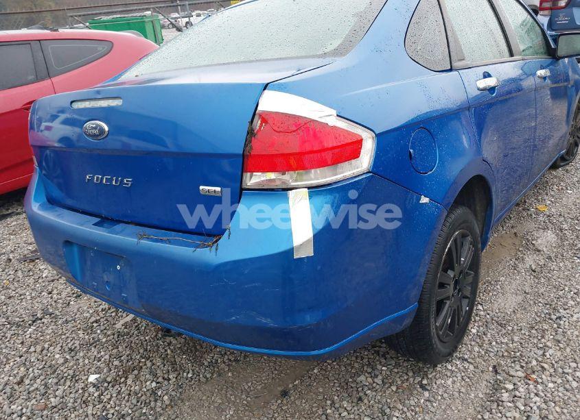 Photo 4 of 2011 Ford Focus SEL (VIN 1FAHP3HN0BW169280)