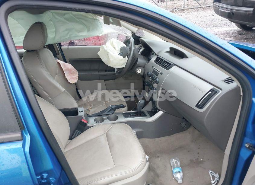 Photo 5 of 2011 Ford Focus SEL (VIN 1FAHP3HN0BW169280)