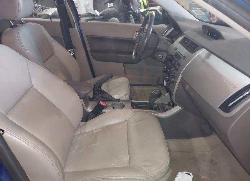 Photo 5 of 2010 Ford Focus SEL (VIN 1FAHP3HN1AW140787)