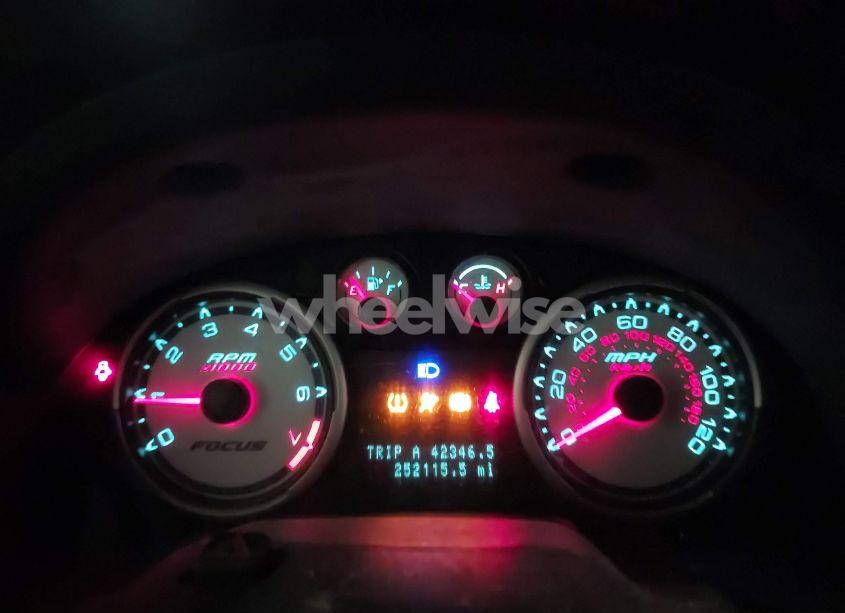 Photo 7 of 2011 Ford Focus SEL (VIN 1FAHP3HN1BW180515)