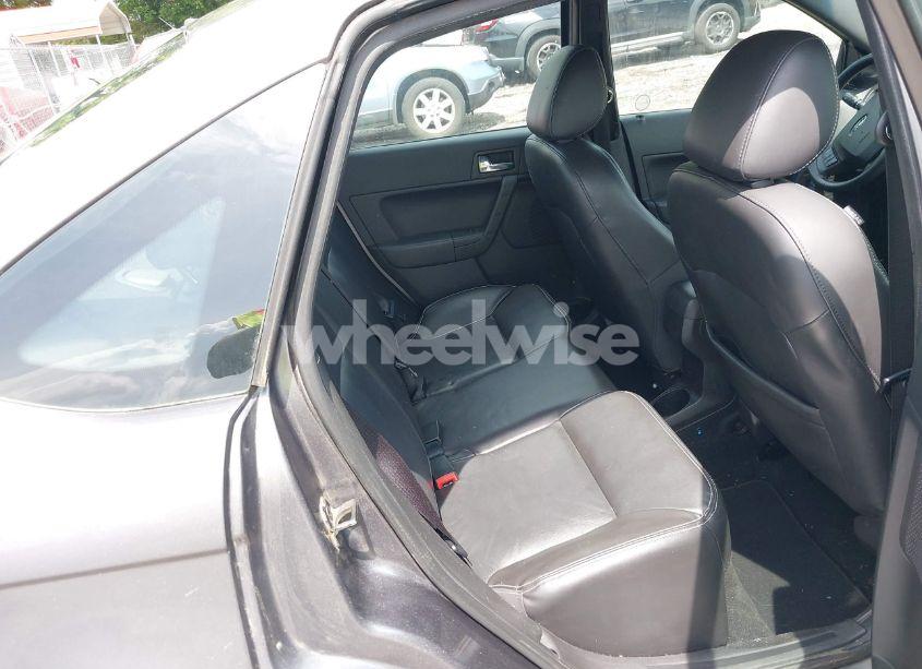 Photo 8 of 2011 Ford Focus SEL (VIN 1FAHP3HN2BW115267)