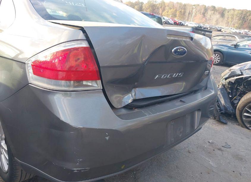 Photo 6 of 2011 Ford Focus SEL (VIN 1FAHP3HN2BW124129)
