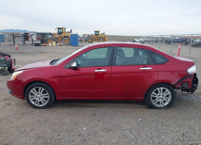 Photo 14 of 2011 Ford Focus SEL (VIN 1FAHP3HN2BW191040)