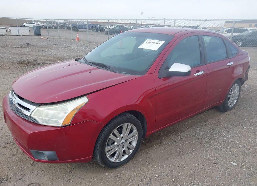 Photo 2 of 2011 Ford Focus SEL (VIN 1FAHP3HN2BW191040)