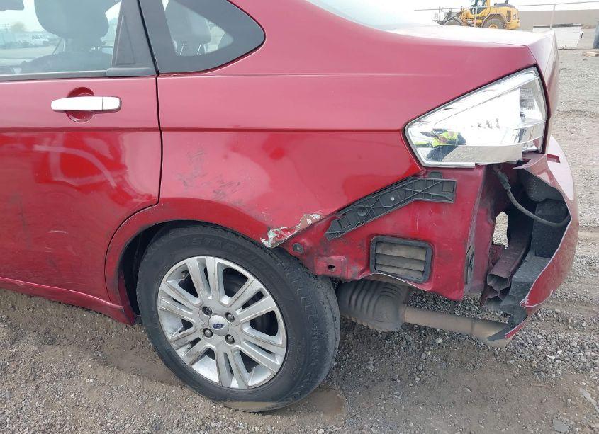 Photo 6 of 2011 Ford Focus SEL (VIN 1FAHP3HN2BW191040)