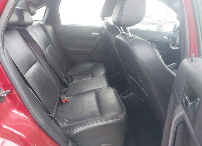 Photo 8 of 2011 Ford Focus SEL (VIN 1FAHP3HN2BW191040)