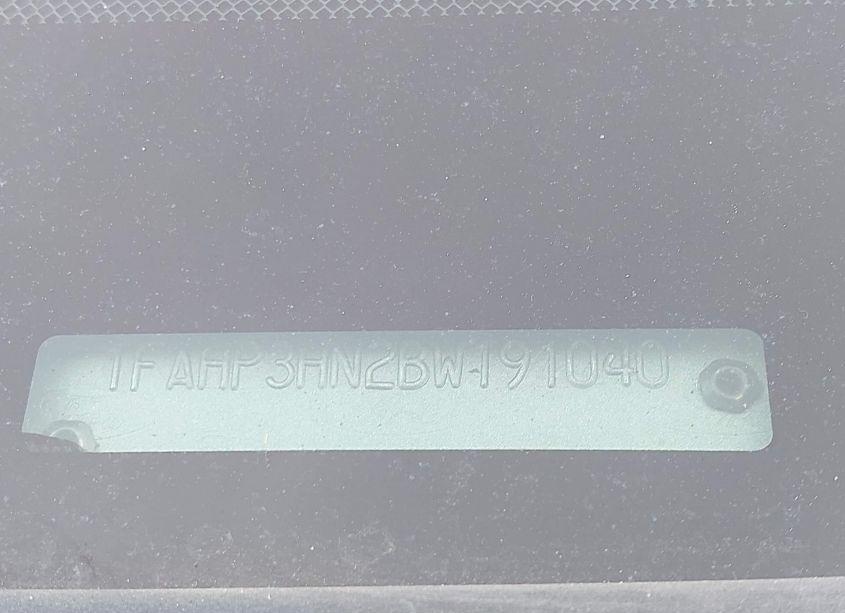 Photo 9 of 2011 Ford Focus SEL (VIN 1FAHP3HN2BW191040)