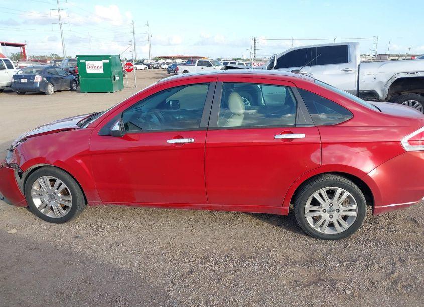 Photo 14 of 2010 Ford Focus SEL (VIN 1FAHP3HN3AW195340)