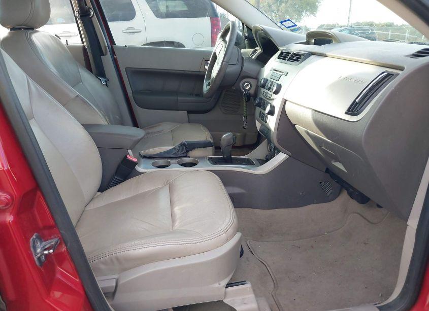 Photo 5 of 2010 Ford Focus SEL (VIN 1FAHP3HN3AW195340)