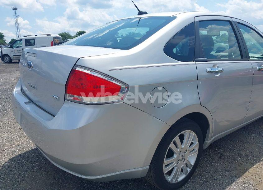 Photo 15 of 2011 Ford Focus SEL (VIN 1FAHP3HN3BW139934)