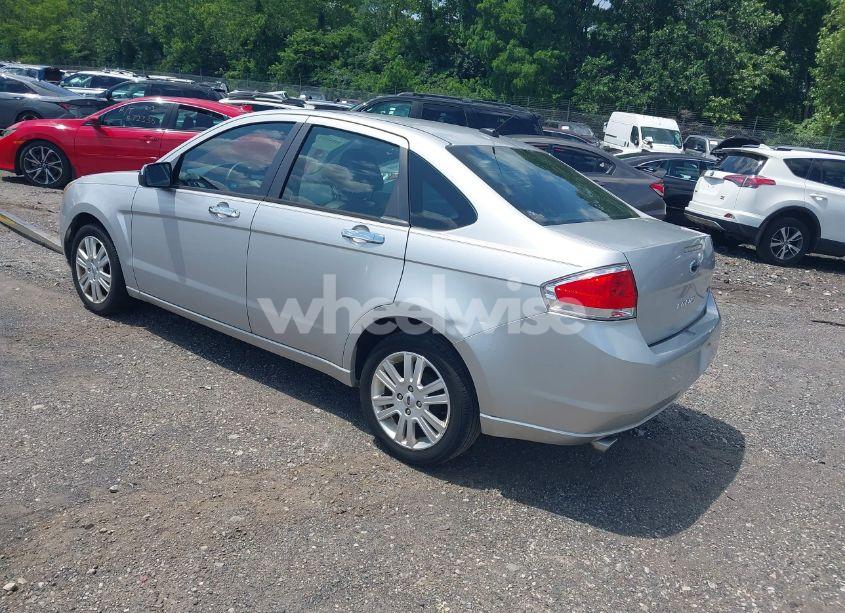 Photo 3 of 2011 Ford Focus SEL (VIN 1FAHP3HN3BW139934)