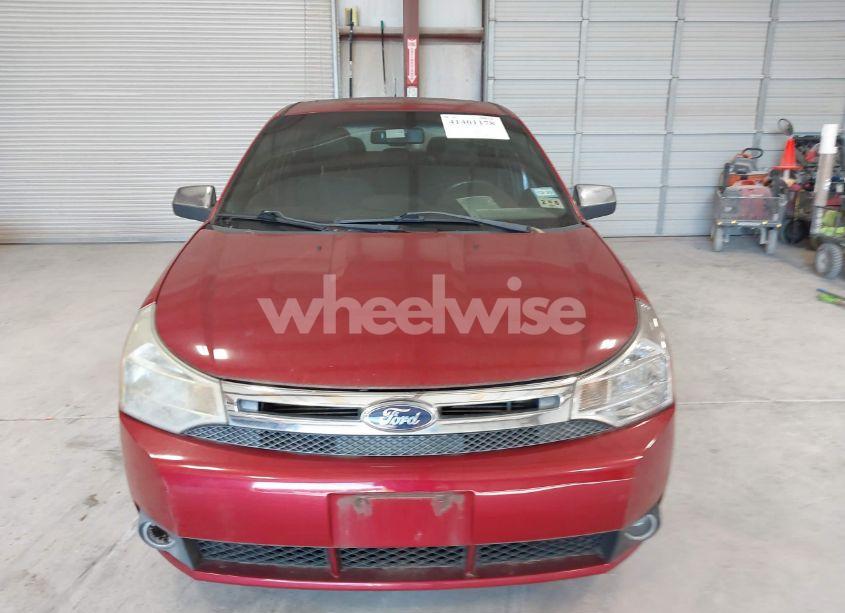 Photo 13 of 2011 Ford Focus SEL (VIN 1FAHP3HN3BW147967)