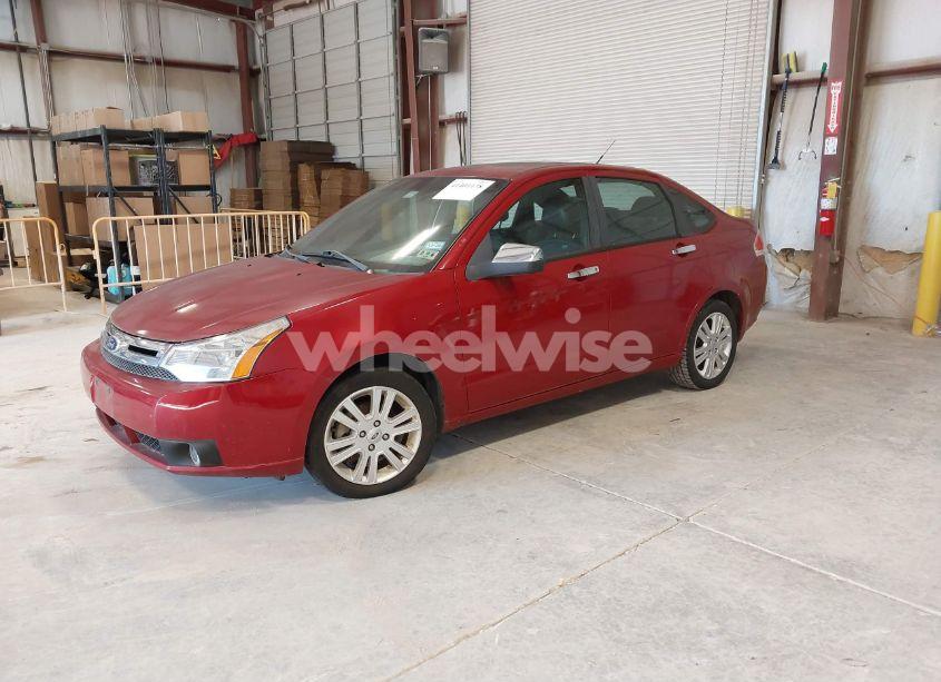 Photo 2 of 2011 Ford Focus SEL (VIN 1FAHP3HN3BW147967)