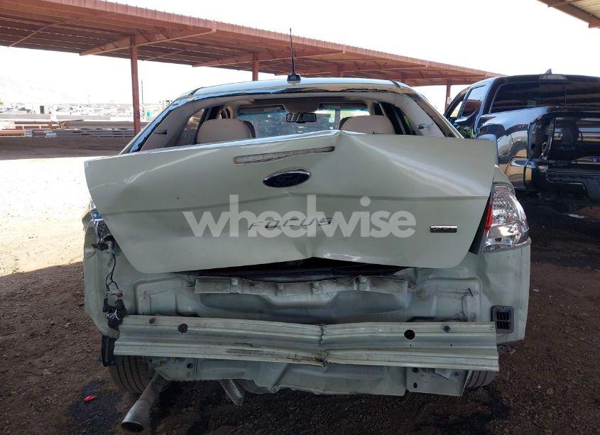 Photo 17 of 2010 Ford Focus SEL (VIN 1FAHP3HN4AW227552)