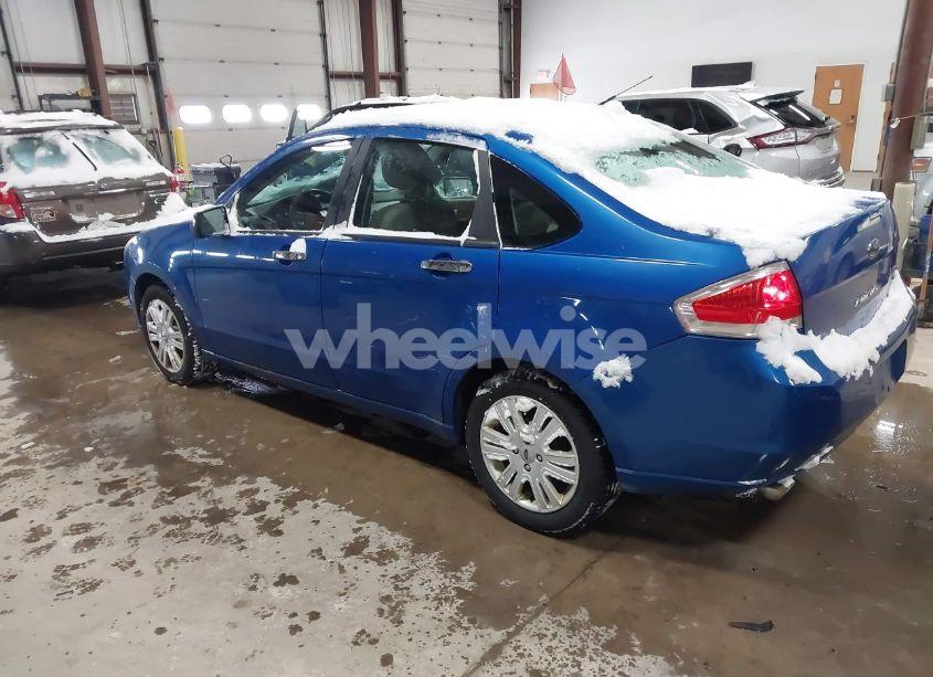 Photo 3 of 2011 Ford Focus SEL (VIN 1FAHP3HN4BW134385)