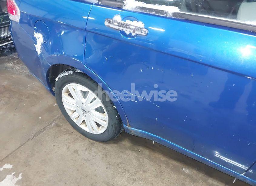 Photo 6 of 2011 Ford Focus SEL (VIN 1FAHP3HN4BW134385)