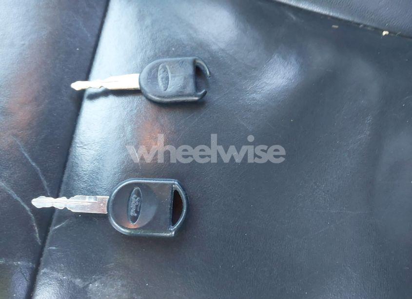 Photo 11 of 2011 Ford Focus SEL (VIN 1FAHP3HN4BW183621)