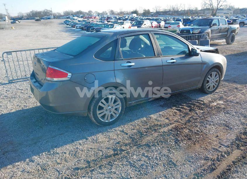 Photo 4 of 2011 Ford Focus SEL (VIN 1FAHP3HN4BW183621)