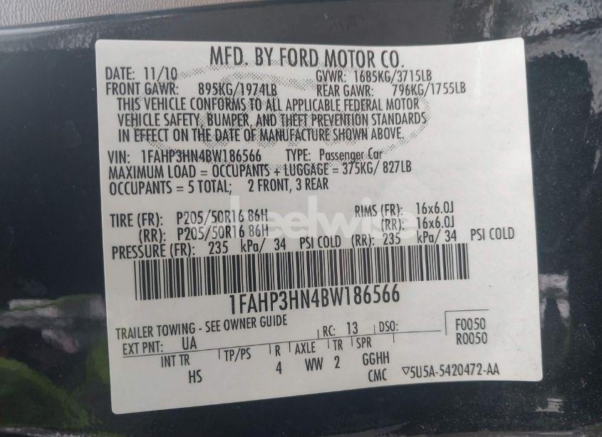 Photo 9 of 2011 Ford Focus SEL (VIN 1FAHP3HN4BW186566)