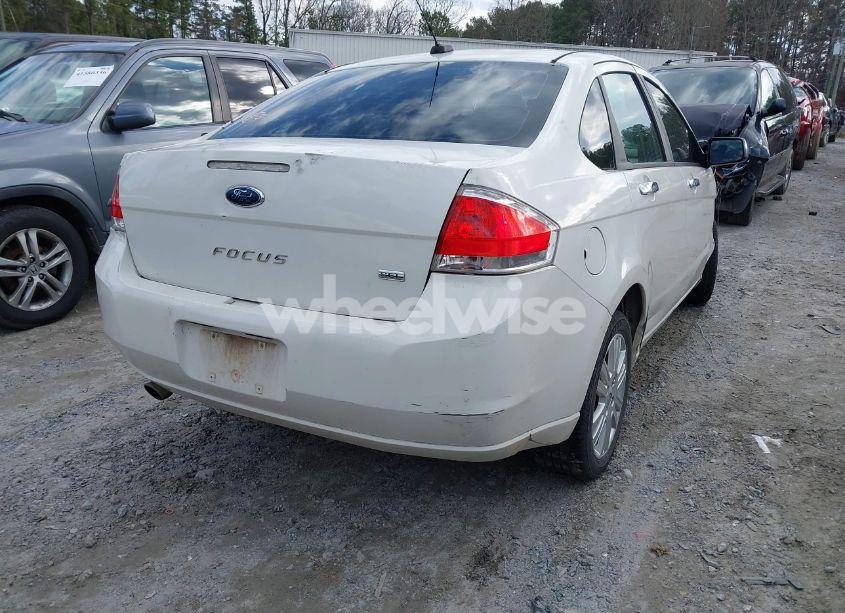 Photo 4 of 2010 Ford Focus SEL (VIN 1FAHP3HN5AW150738)