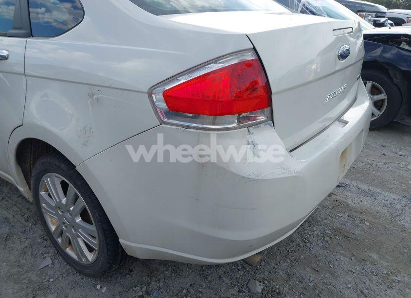Photo 6 of 2010 Ford Focus SEL (VIN 1FAHP3HN5AW150738)