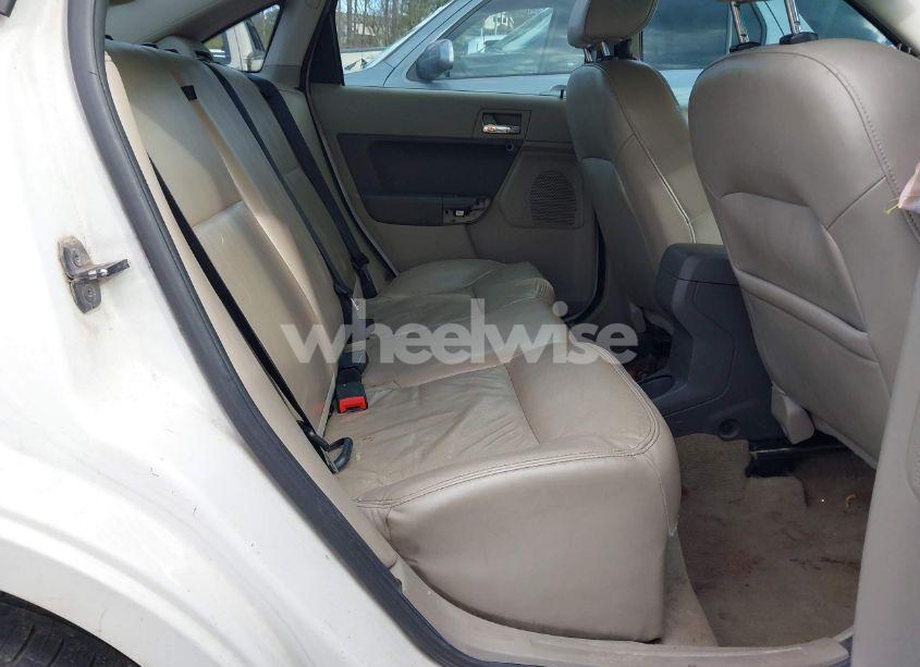 Photo 8 of 2010 Ford Focus SEL (VIN 1FAHP3HN5AW150738)