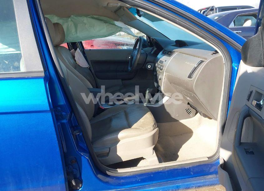 Photo 5 of 2010 Ford Focus SEL (VIN 1FAHP3HN5AW160847)