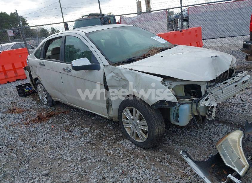 2010 Ford Focus SEL (VIN 1FAHP3HN5AW196151) main photo