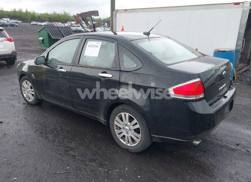 Photo 3 of 2011 Ford Focus SEL (VIN 1FAHP3HN5BW110094)
