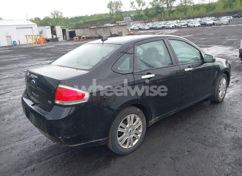 Photo 4 of 2011 Ford Focus SEL (VIN 1FAHP3HN5BW110094)