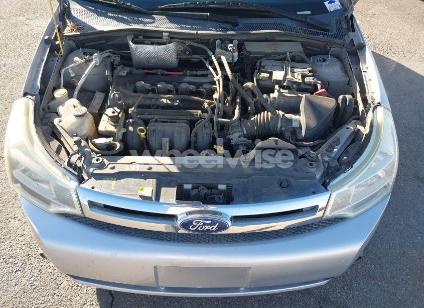 Photo 10 of 2011 Ford Focus SEL (VIN 1FAHP3HN5BW140843)