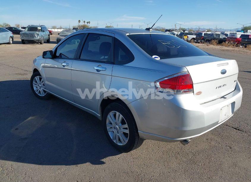 Photo 3 of 2011 Ford Focus SEL (VIN 1FAHP3HN5BW140843)