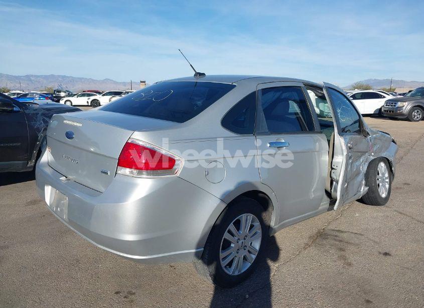 Photo 4 of 2011 Ford Focus SEL (VIN 1FAHP3HN5BW140843)
